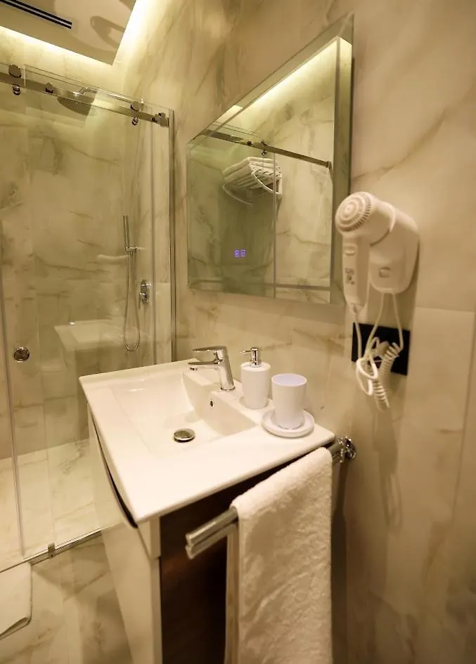 Tempo Studios Tirana Appartement